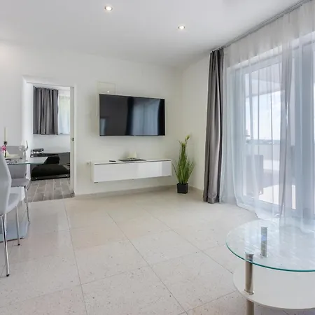 Linda Kucica 2 Σπίτι διακοπών Crikvenica